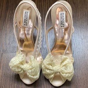 Badgley Mischka Ivory Cream Lace Bridal Heel